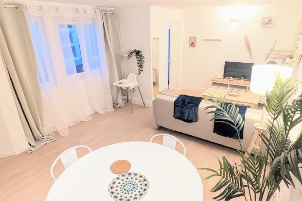 Cosy Jungle - Centre-Ville -Parking Prive - Wifi Pau Εξωτερικό φωτογραφία